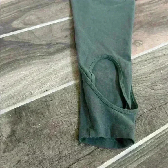 Victoria’s Secret Sport Loop Hole Leggings - XSmall - Picture 6 of 7